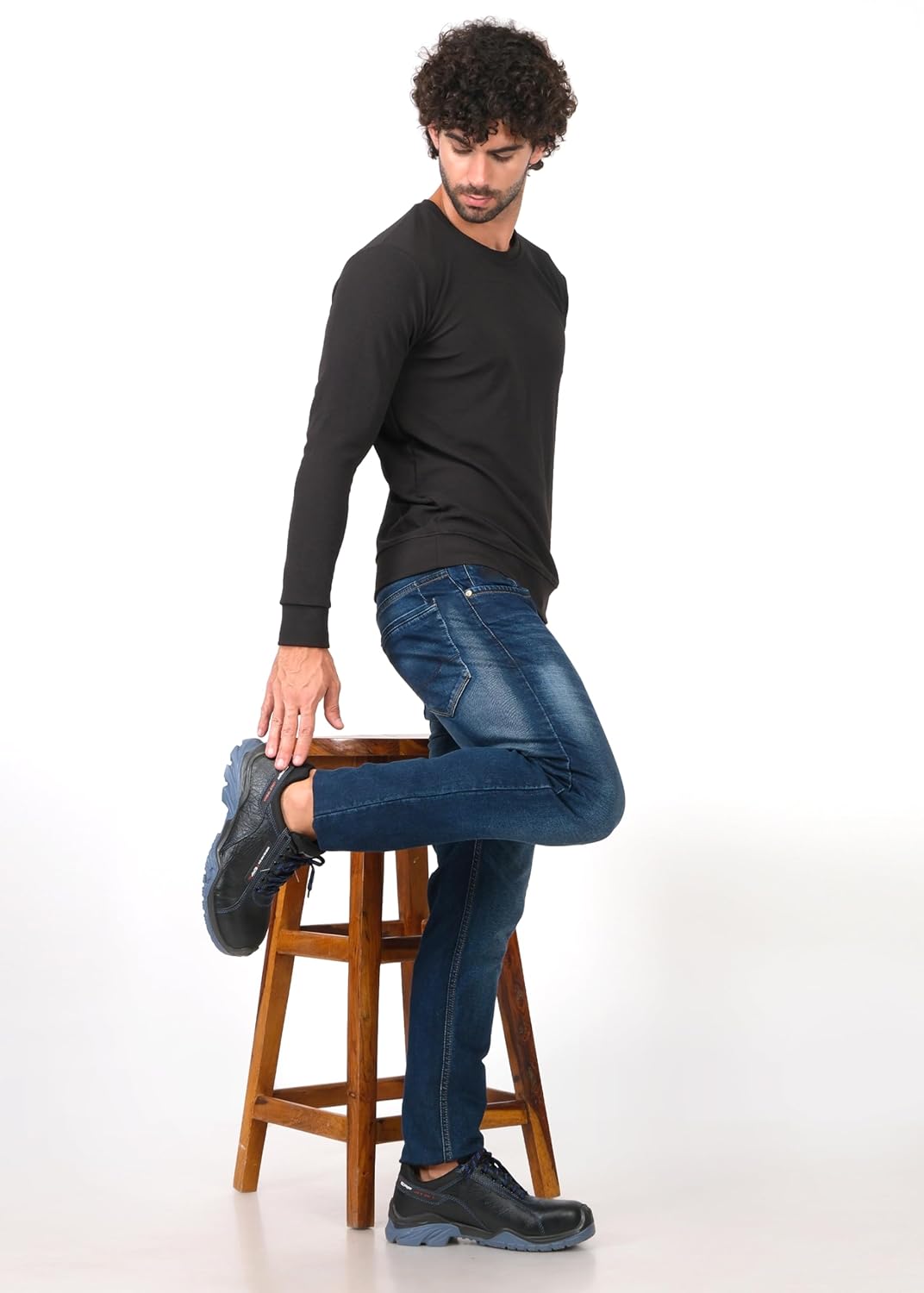 PERF Tornado G SB - Water-Repellent Leather Safety Shoe with Non-Metallic Toe Cap, Breathable Lining, Cushioned Footbed, and Durable PU Double Density Sole - Work Shoe for Men.