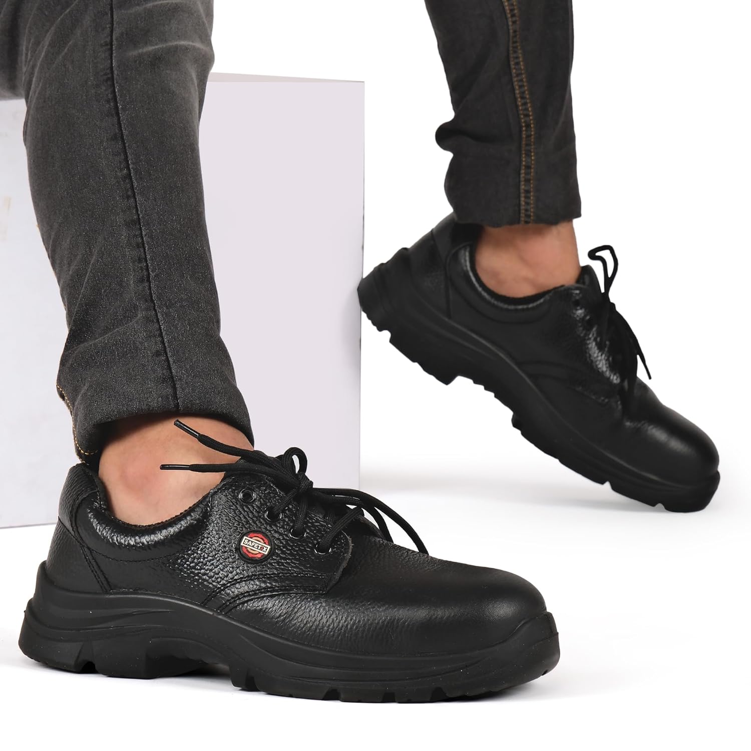 PERF Rapid Safety Shoes - Lightweight Work Footwear with Steel Toe Cap, Anti-Slip Sole, and Breathable Lining for Construction & Industrial Use