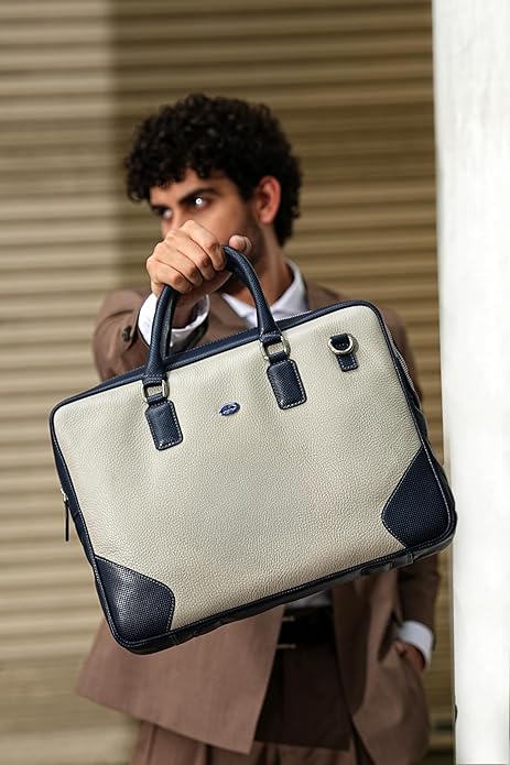 SILVER/NAVY PUNCH